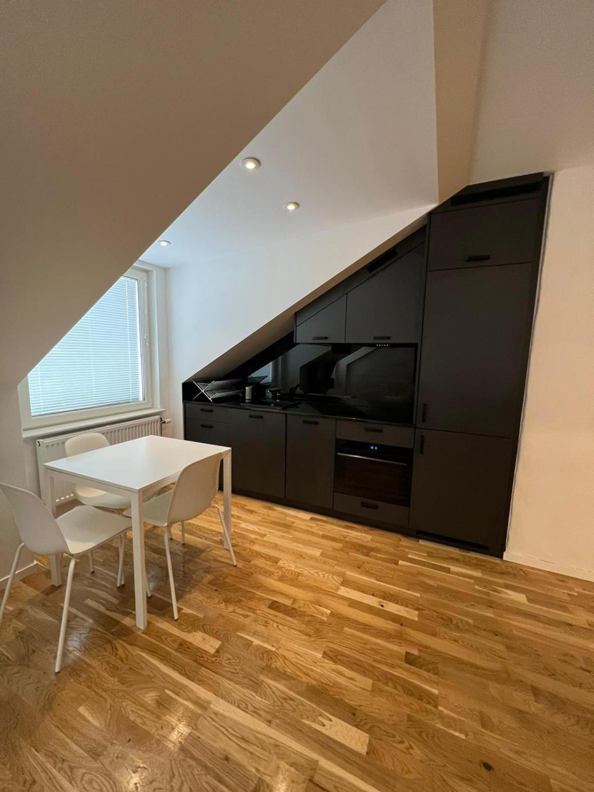 Home Inn Rsg19 스톡홀름 외부 사진